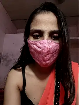 Snapshot of DIVINEDIVAA chatting on 10.14.25 DIVINEDIVAA online show from 10.14.25