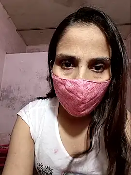 Snapshot of DIVINEDIVAA chatting on 10.17.25 DIVINEDIVAA online show from 10.17.25