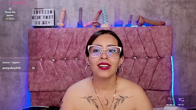 Snapshot of Mia_lopez_1 chatting on 05.14.26 Mia lopez 1 online show from 05.14.26