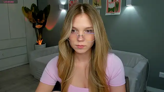 linakorvin online show from 11.13.25