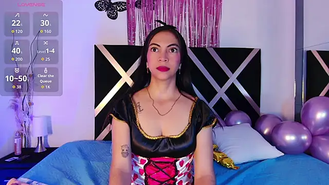 EvangelineBonet online show from 10.31.25