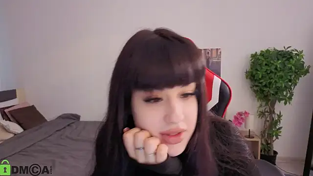 Erika peach online show from 10.06.25
