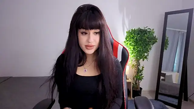 Erika peach online show from 10.08.25