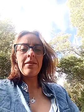 Jade 1-9 online show from 10.11.25