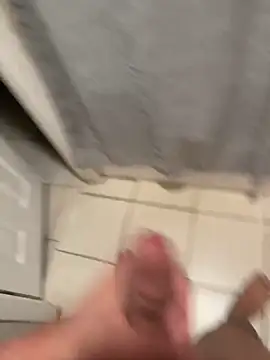 familia0210 online show from 11.20.25