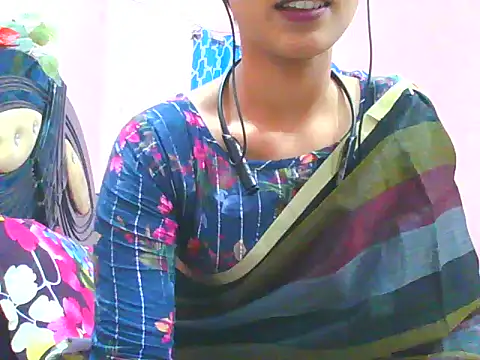 night queeen7 online show from 10.27.25