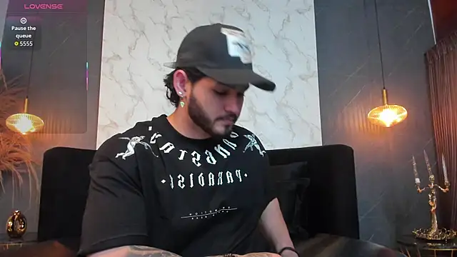 ElianKeiser online show from 11.21.25