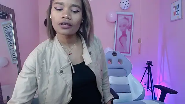 Snapshot of ingrid03_taffur chatting on 11.02.25 ingrid03 taffur online show from 11.02.25