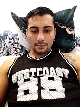 gooddboy01 online show from 10.31.25