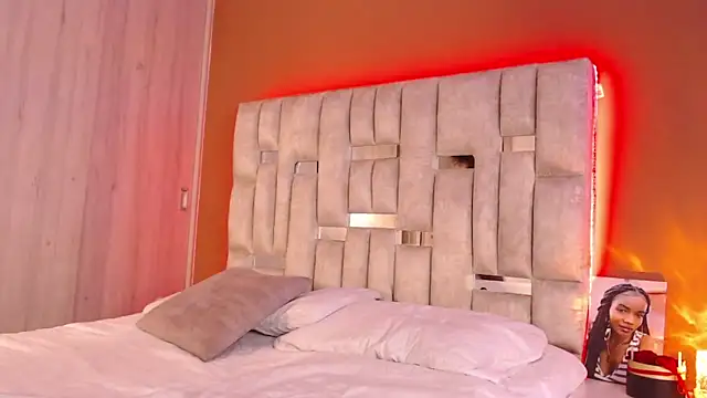 Emily knights online show from 02.06.26