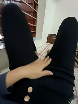 Lili 2love online show from 11.16.25