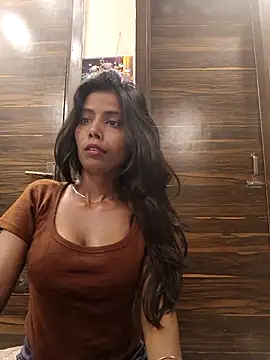 Snapshot of zoya_your chatting on 04.26.26 zoya your online show from 04.26.26