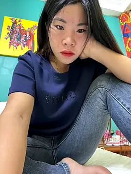 Snapshot of Noen_22 chatting on 10.31.25 Noen 22 online show from 10.31.25