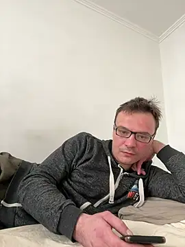 viktor1992-1-1 online show from 03.06.26