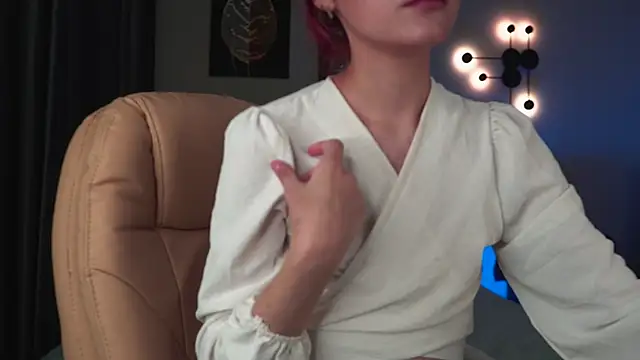 ElizabethMilller  online show from 10.06.25