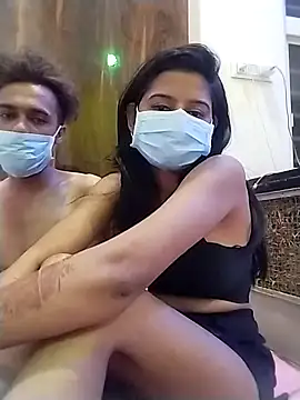 Snapshot of Hot-Aruhi chatting on 10.17.25 Hot-Aruhi online show from 10.17.25