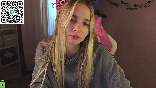 L1na Reeds online show from 04.07.26