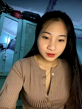 banlinh004 online show from 12.04.25