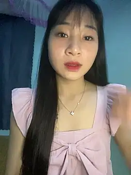 Snapshot of banlinh004 chatting on 06.29.26 banlinh004 online show from 06.29.26