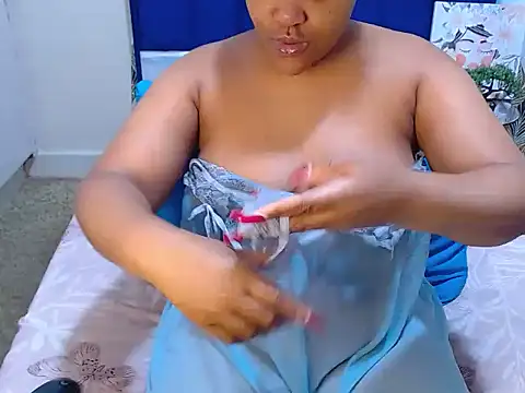 Snapshot of SweetJuicyPussy97 chatting on 07.11.26 SweetJuicyPussy97 online show from 07.11.26
