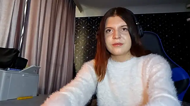 LissaKradfer online show from 10.24.25
