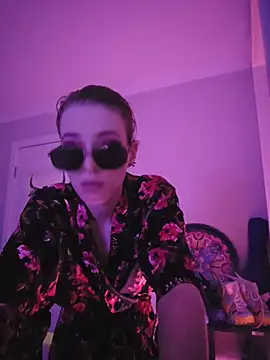 lonely Cosplay chick online show from 11.19.25