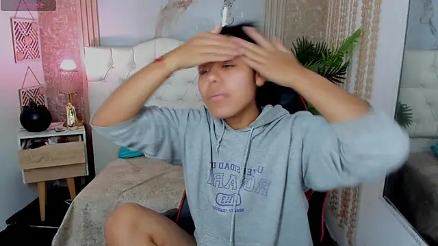 AriaVega online show from 04.02.26