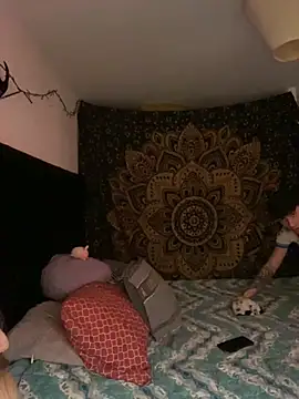 Snapshot of onlymoney18k chatting on 10.13.25 onlymoney18k online show from 10.13.25