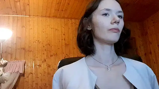Snapshot of LidaGreist chatting on 10.05.25 LidaGreist online show from 10.05.25
