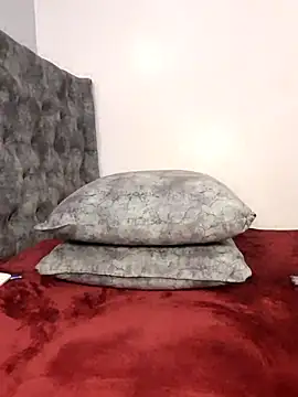 cocoluvx online show from 11.23.25