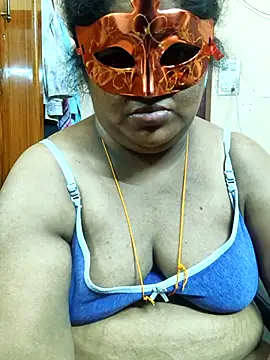 Snapshot of supcpl chatting on 05.05.26 supcpl online show from 05.05.26