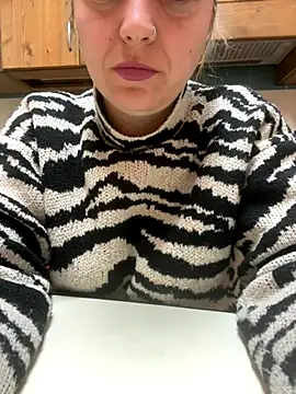 Daiana Andra online show from 10.07.25