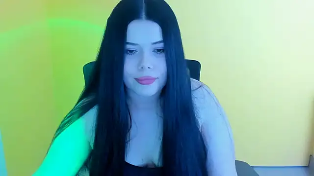 Snapshot of Mona_Esty chatting on 10.15.25 Mona Esty online show from 10.15.25