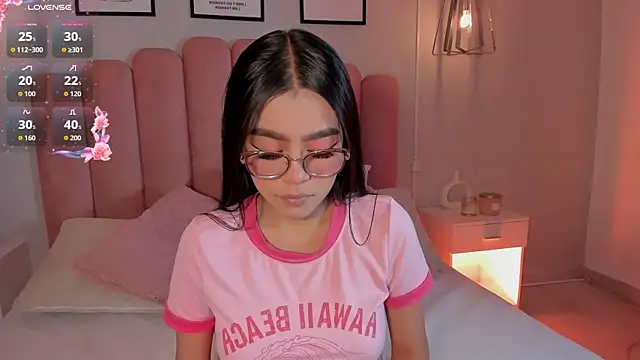 mara swan  online show from 12.19.25