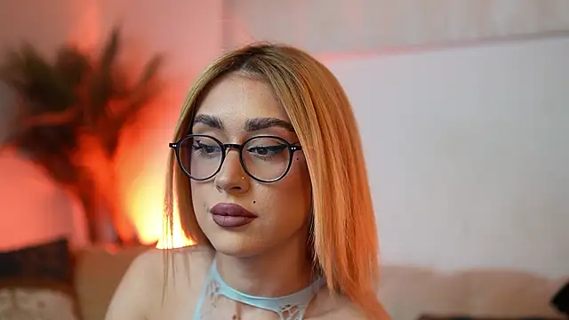 Snapshot of AileenKiss chatting on 02.08.26 AileenKiss online show from 02.08.26