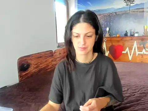 Snapshot of anissawhitenss chatting on 11.04.25 anissawhitenss online show from 11.04.25