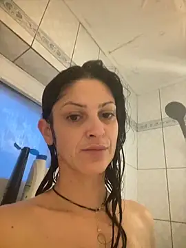 Snapshot of anissawhitenss chatting on 11.19.25 anissawhitenss online show from 11.19.25