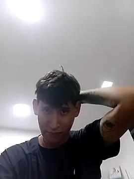 Snapshot of Luisneljc chatting on 02.25.26 Luisneljc online show from 02.25.26