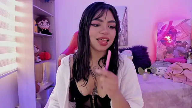 emma soffia online show from 11.28.25