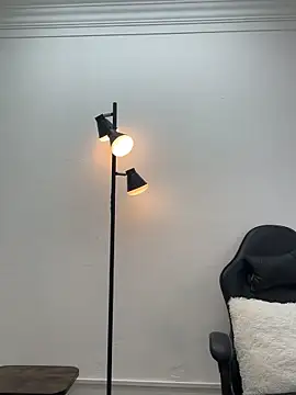 Snapshot of _Sarita_1 chatting on 11.15.25 Sarita 1 online show from 11.15.25