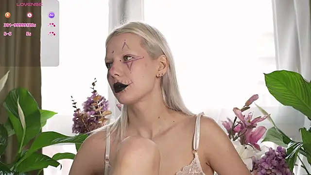 RanyThomson online show from 10.18.25