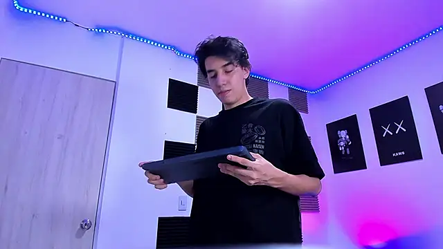 jeycobb online show from 04.08.26