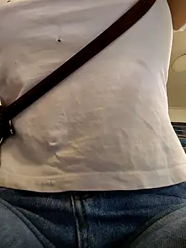 Snapshot of shannon_kinne_ chatting on 12.02.25 shannon kinne online show from 12.02.25