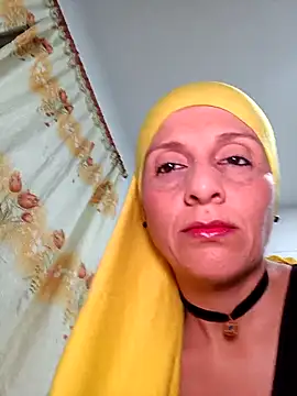 Snapshot of Aafsha_ chatting on 05.04.26 Aafsha online show from 05.04.26