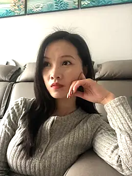 Mile-m online show from 11.10.25