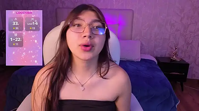 zoe capeli online show from 10.20.25