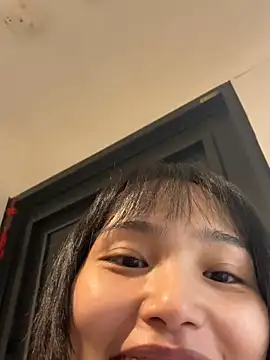 Snapshot of eee79bbb chatting on 04.22.26 eee79bbb online show from 04.22.26