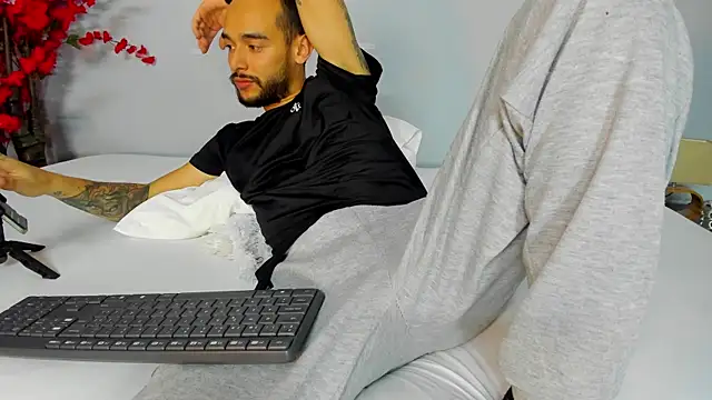 2 fire online show from 11.08.25