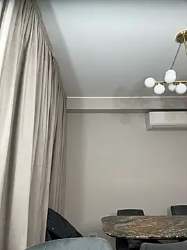 AvaMaddisson online show from 10.24.25