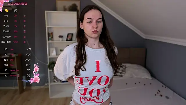 Sarah Lert online show from 10.26.25